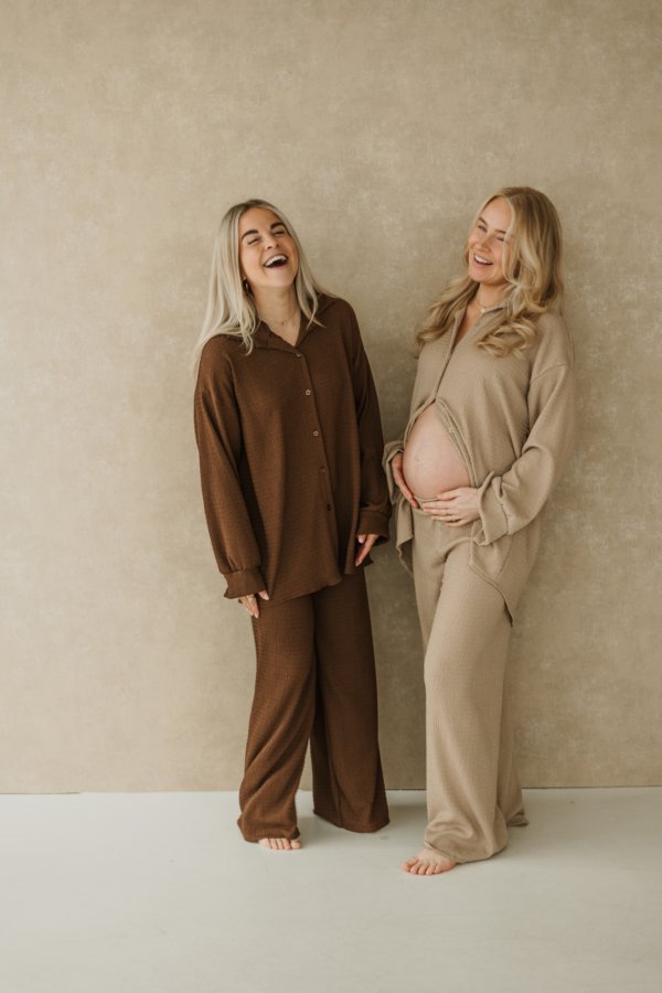 THE MOM SUIT - Taupe
