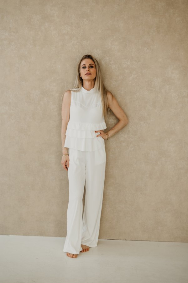 THE RUFFLE SUIT - White